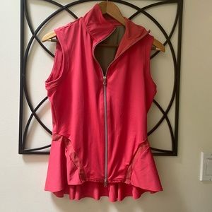 Inphorm peplum tennis vest